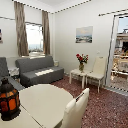 Themis 40 Steps From * Paralia Dionisiou