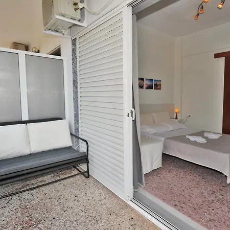 Themis 40 Steps From *