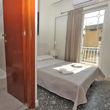 Themis 40 Steps From * פראליה דיוניסיו